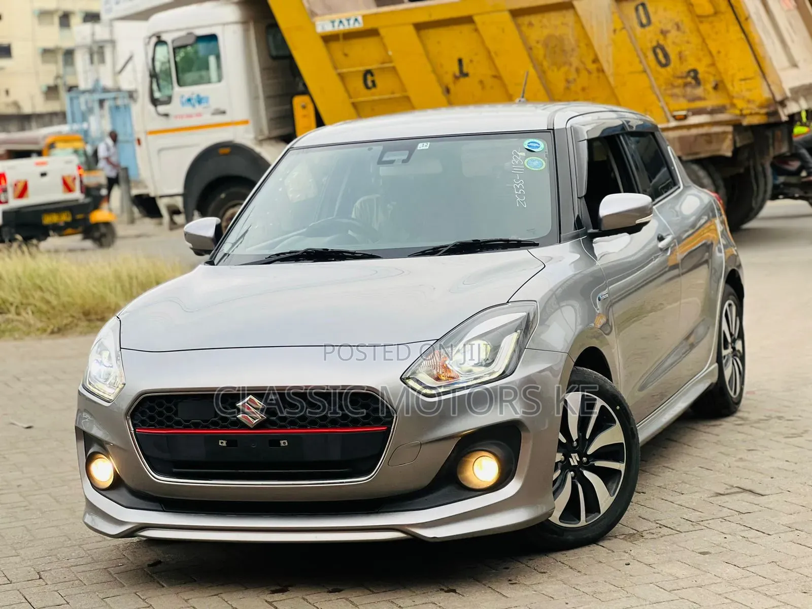 Suzuki Swift 2018 Gray