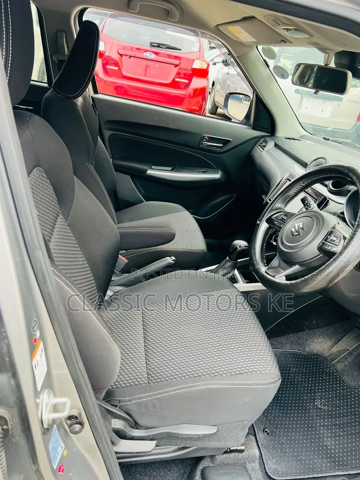 Suzuki Swift 2018 Gray
