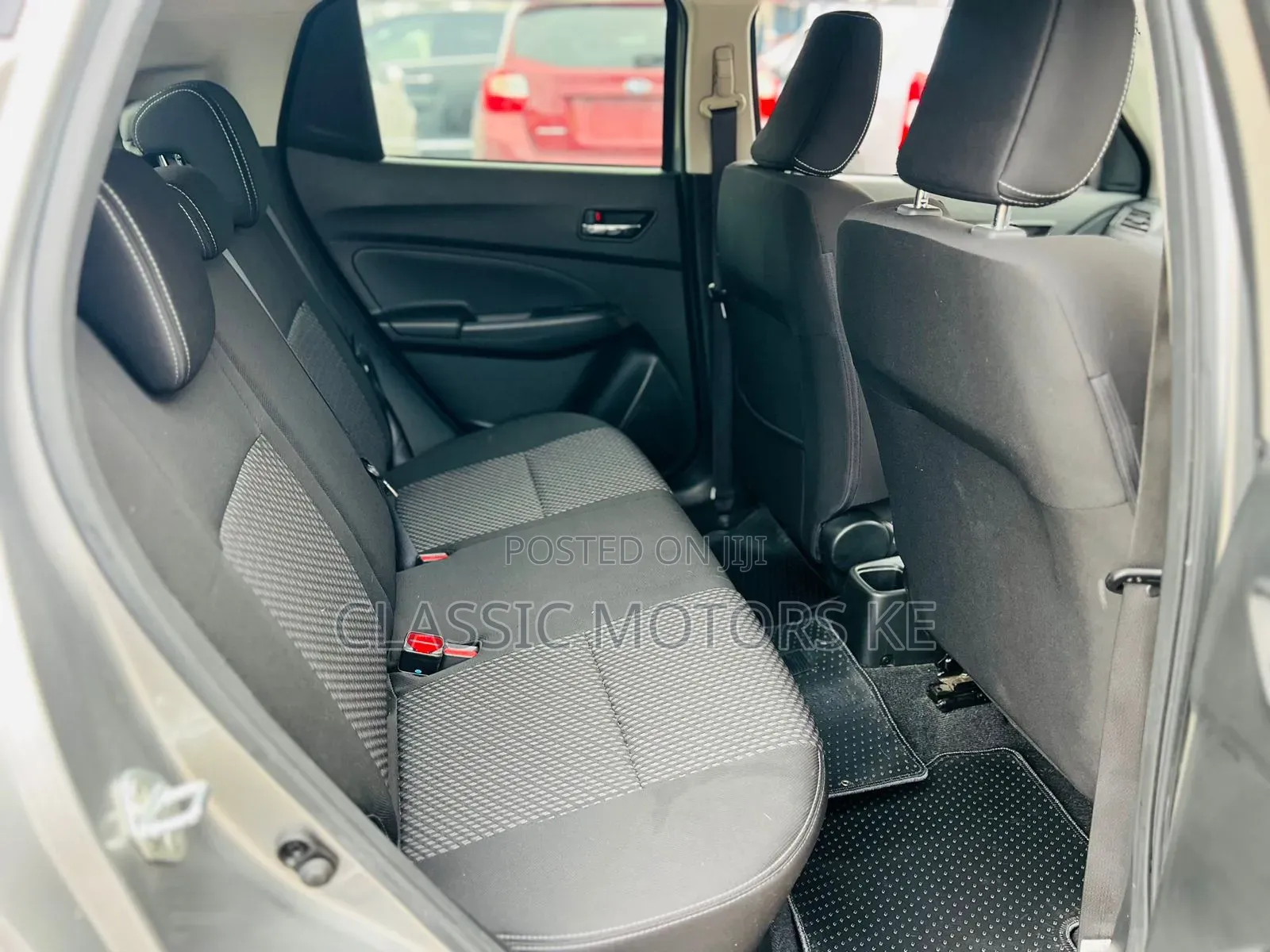 Suzuki Swift 2018 Gray