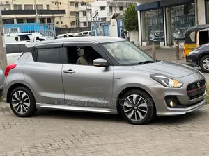Suzuki Swift 2018 Gray