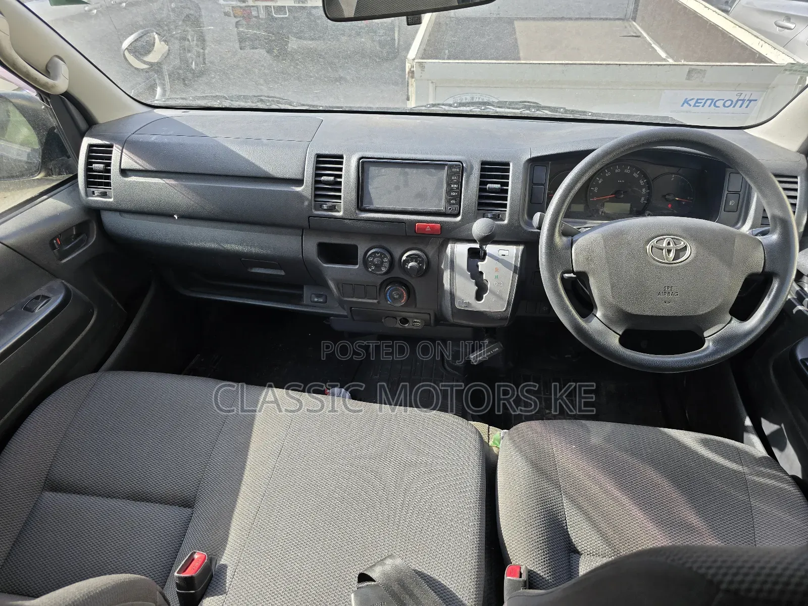 Toyota HiAce 2018 Black