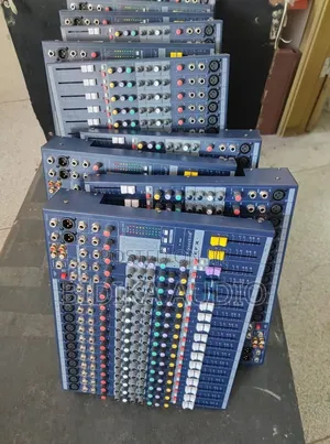 Soundcraft Efx 12 Channels
