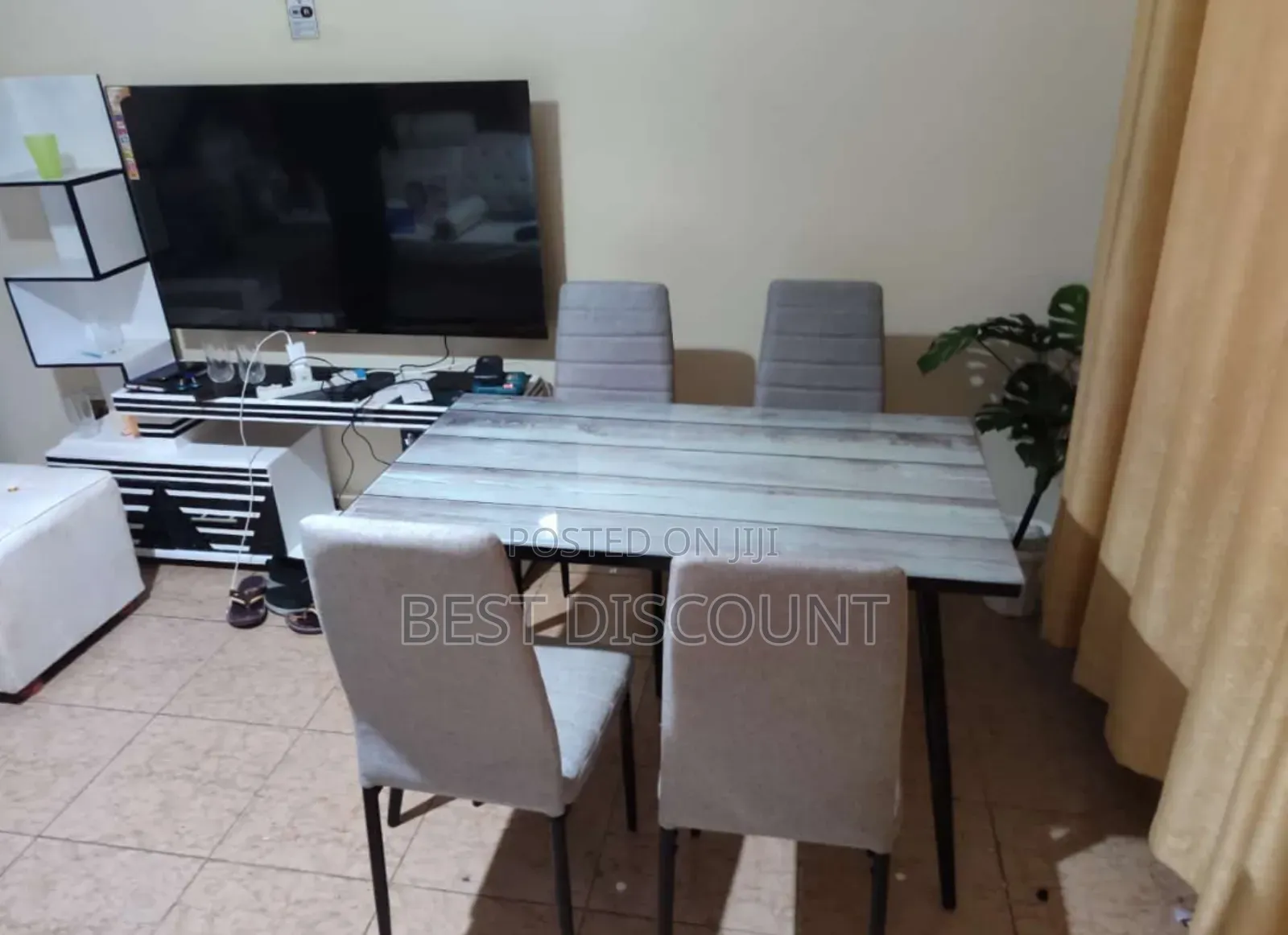 Four Seater Dinning Table(Glass Top)