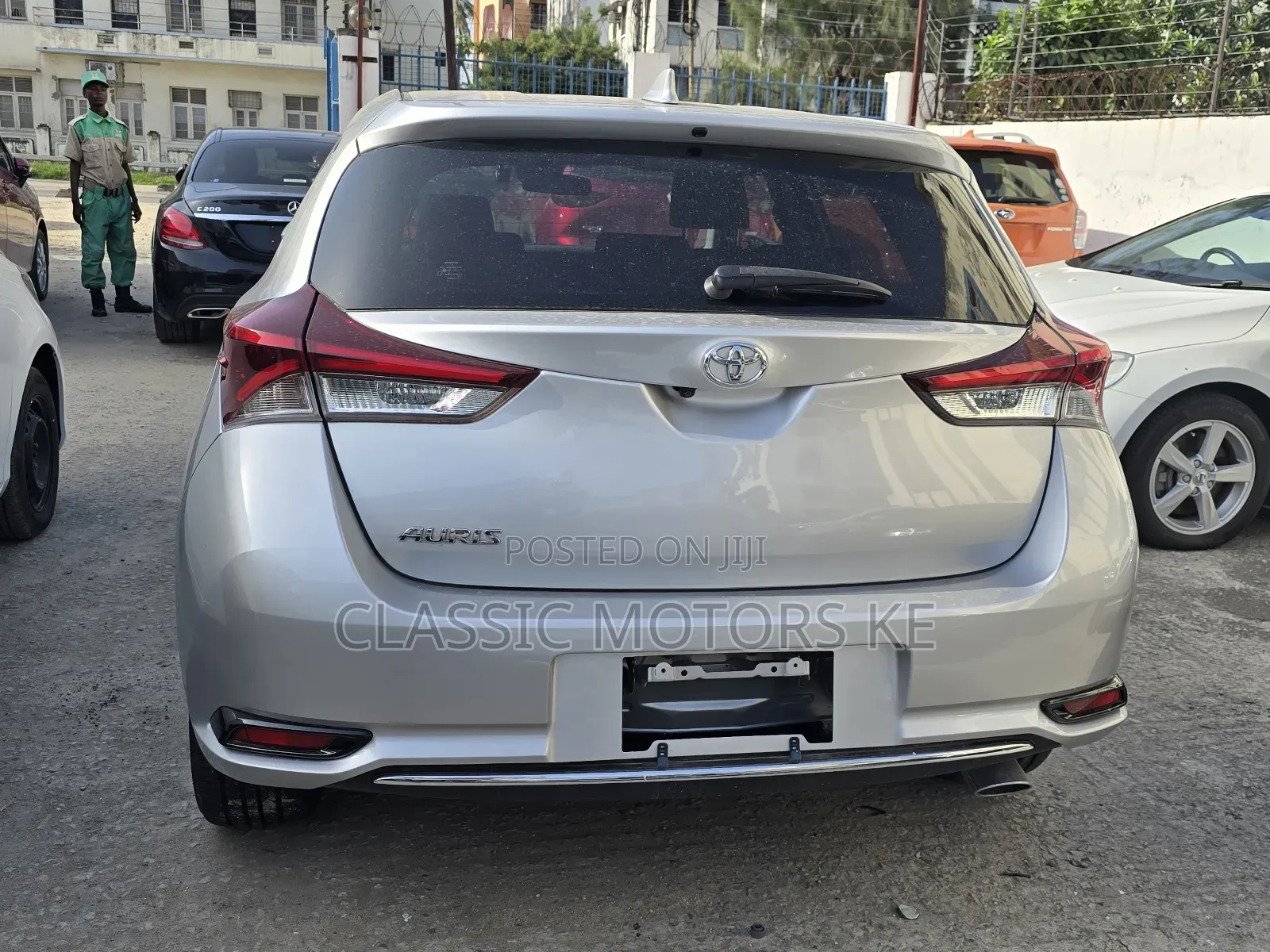 Toyota Auris 2018 Silver