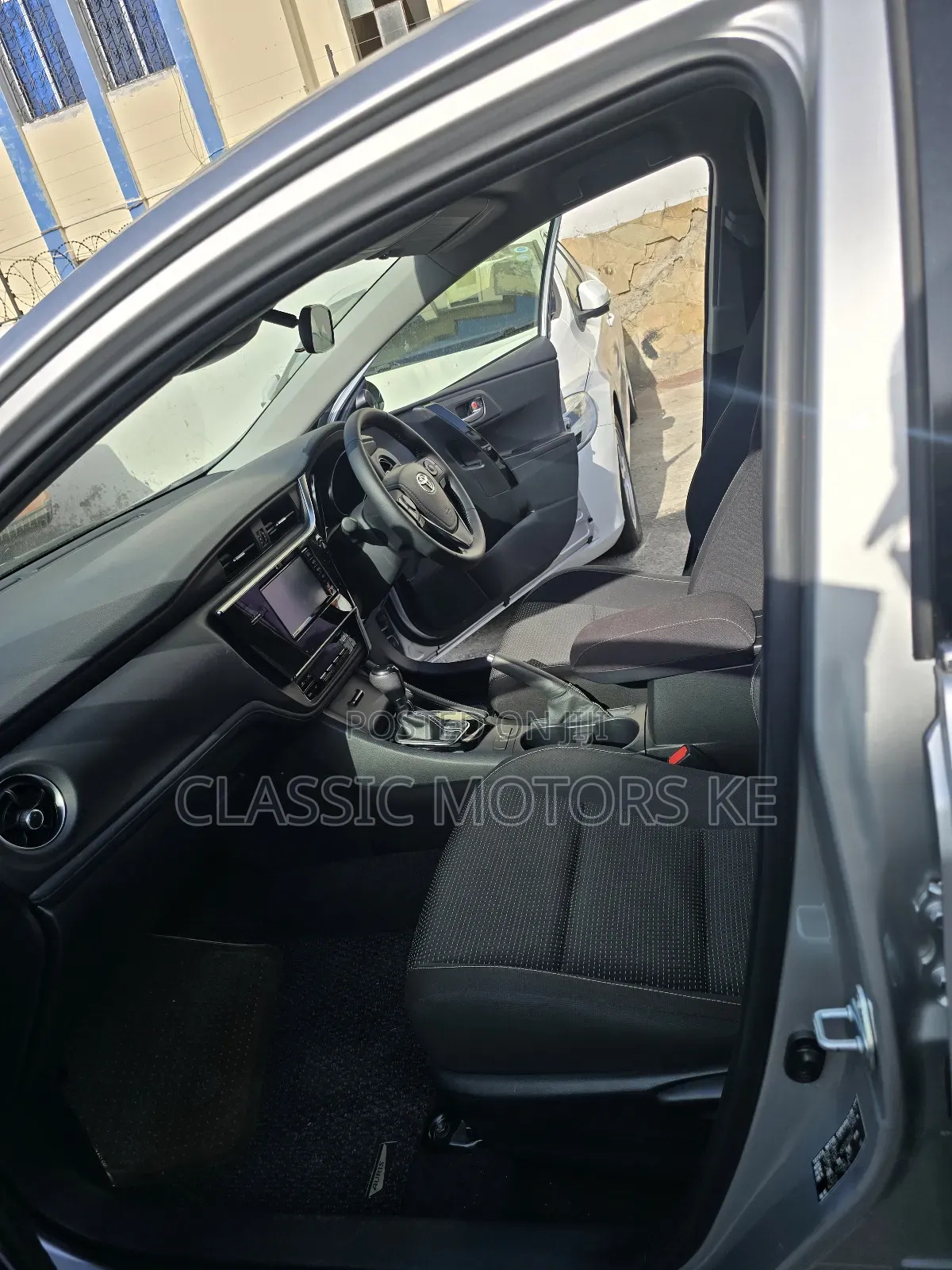 Toyota Auris 2018 Silver