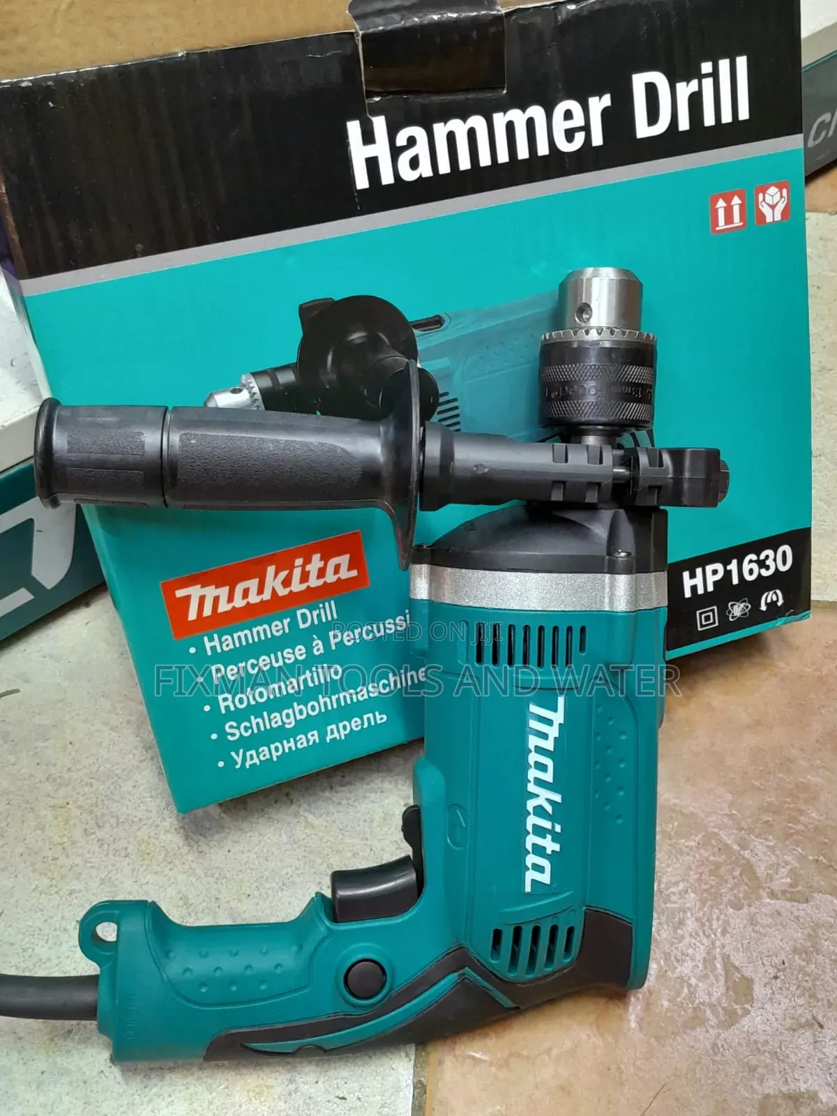 Fundis Makita Impact Drill + Free Bit