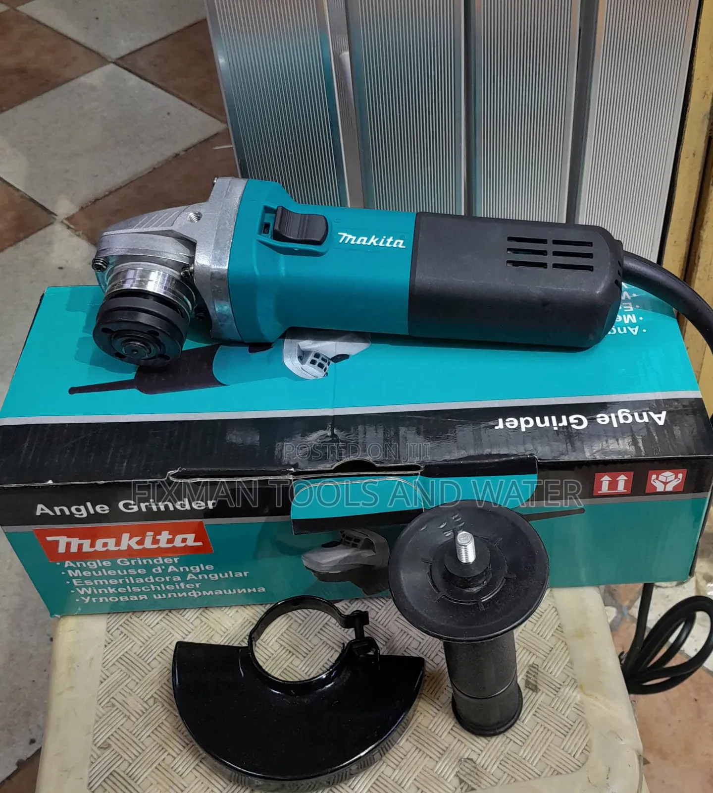 High-Speed Makita Angle Grinder 4.5" 840 Watts