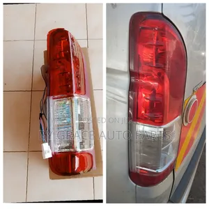 Tail Lamp/ Tail Light Hiace 9l/ Box/7l