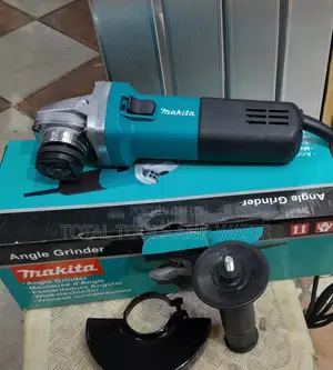Makita Angle Grinder Set 840w 115mm Disc Diameter