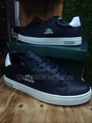 Lacoste Un1