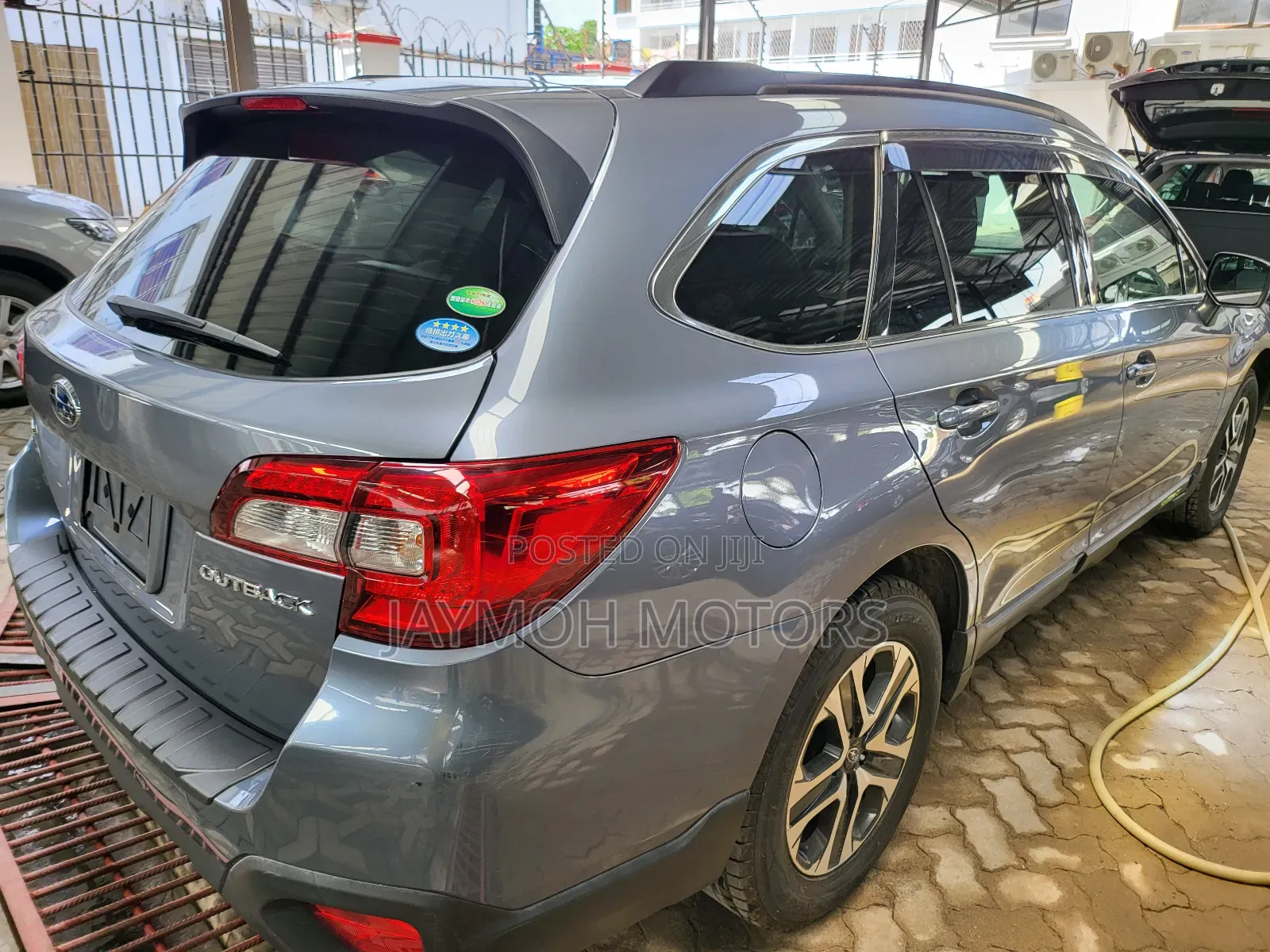 Subaru Outback 2017 Silver