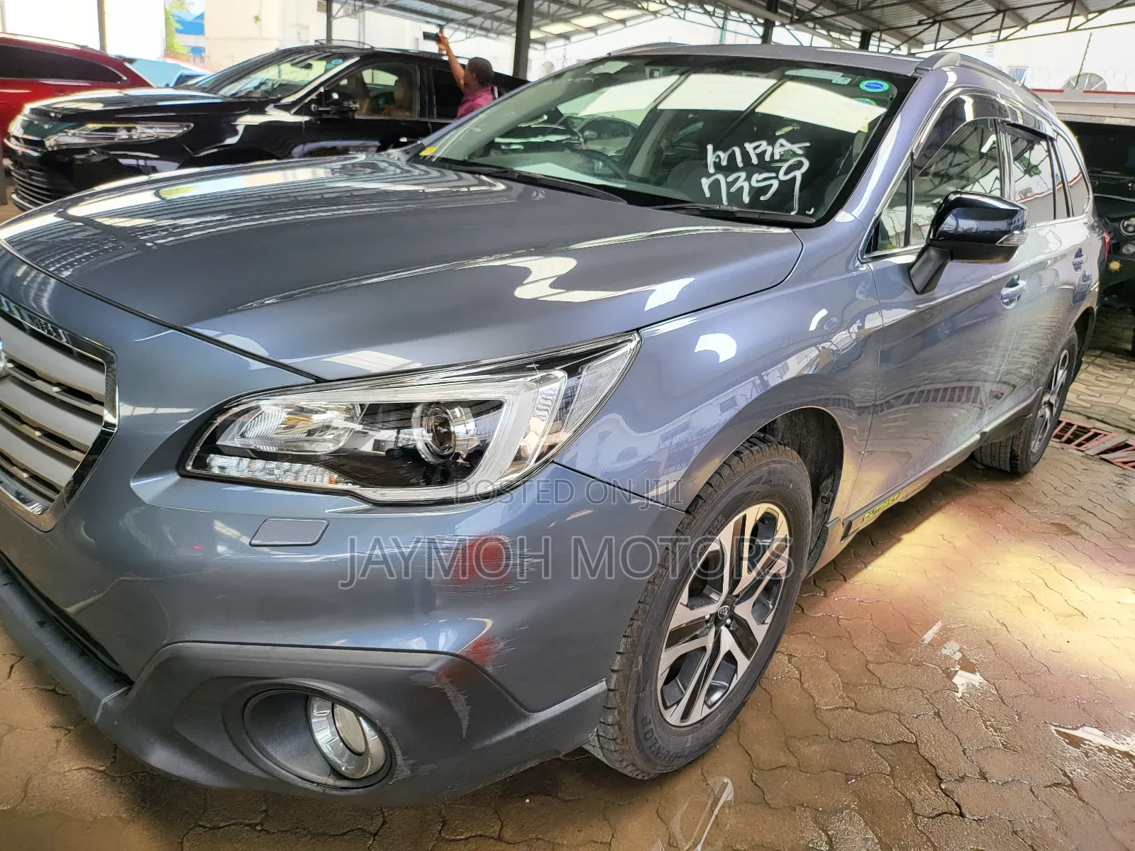 Subaru Outback 2017 Silver