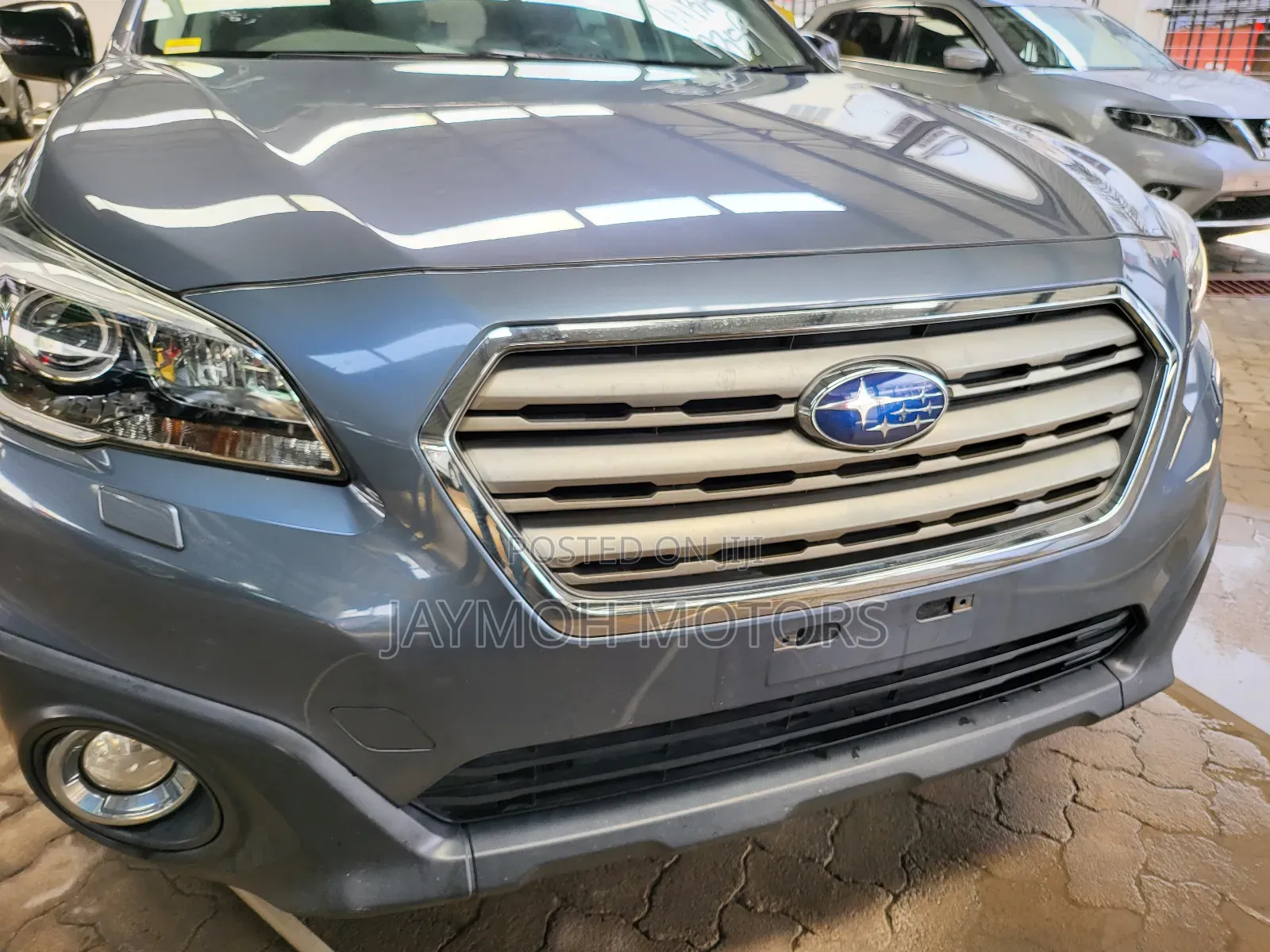 Subaru Outback 2017 Silver