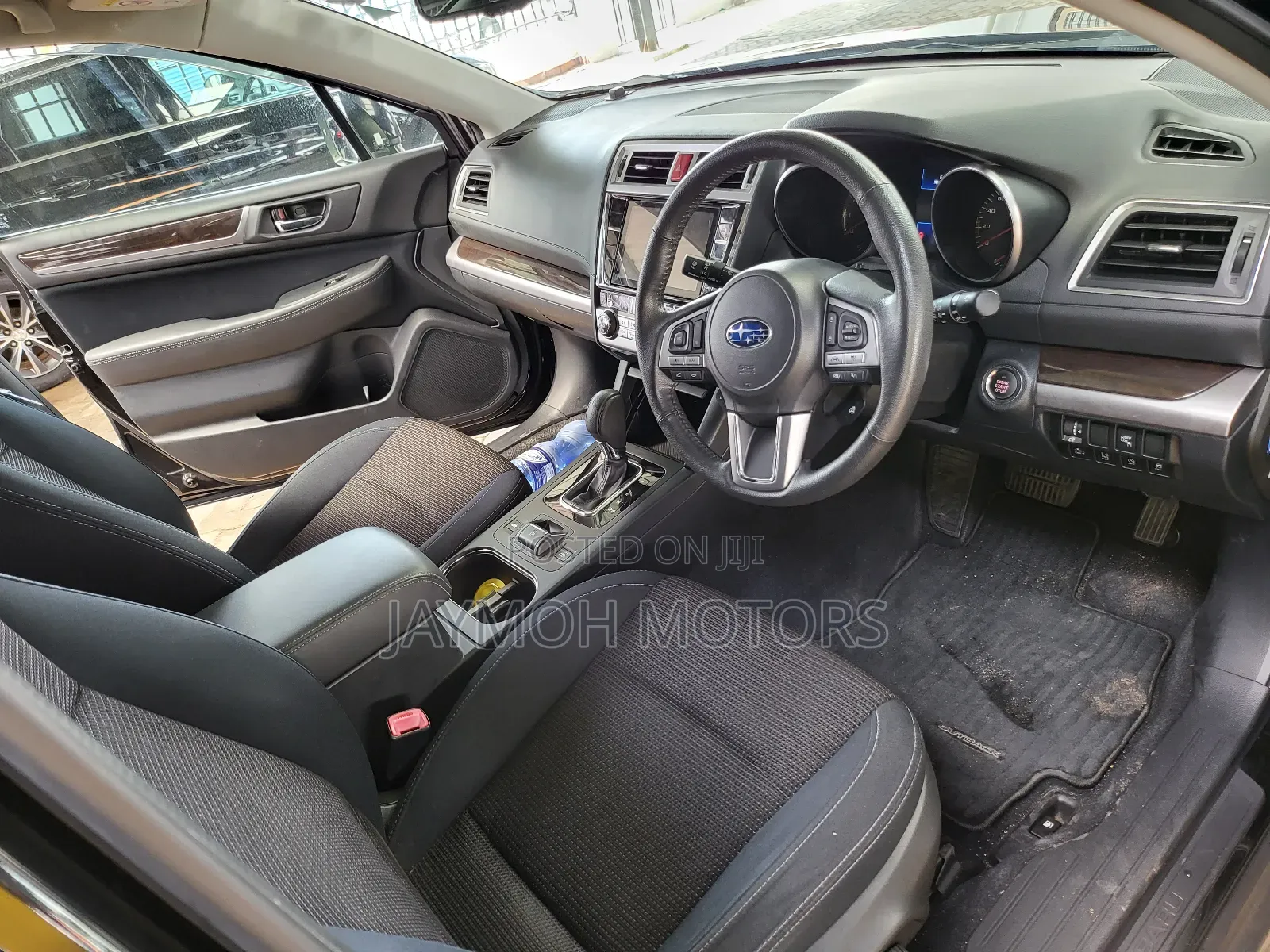Subaru Outback 2017 Black