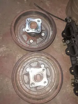 Nissan Note   E12 Rear Drums With Bearing