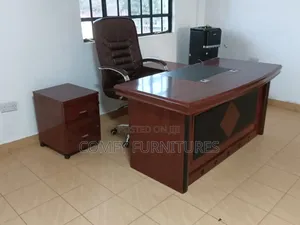 Executive Chair And Desk