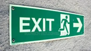 Top Notch Quality Exit Sign Right Arrow Dk6yg