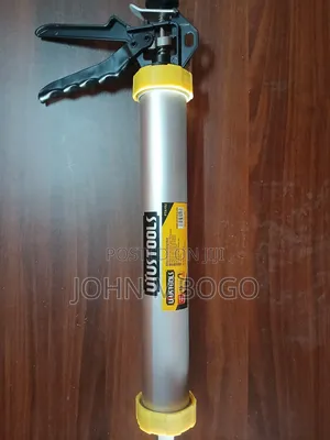 Silicone Caulking Gun