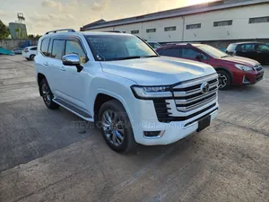 Toyota Land Cruiser 3.3 Diesel 4WD 2021 White