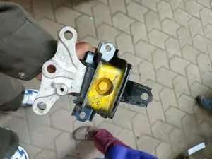 Suzuki Alto Engine Mounting