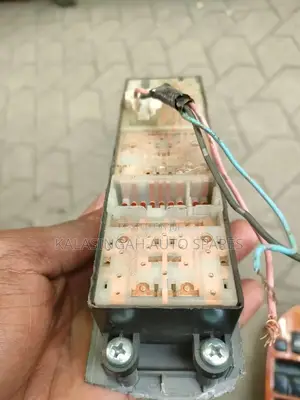 Nissan Note Door Main Switch