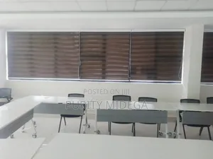 Beutiful Horizontal Blinds