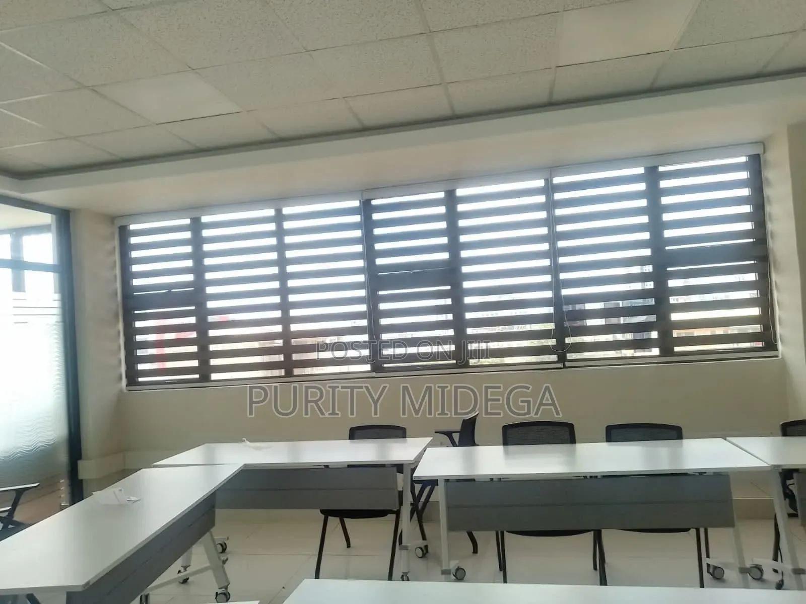 Adorable Horizontal Roller Blinds