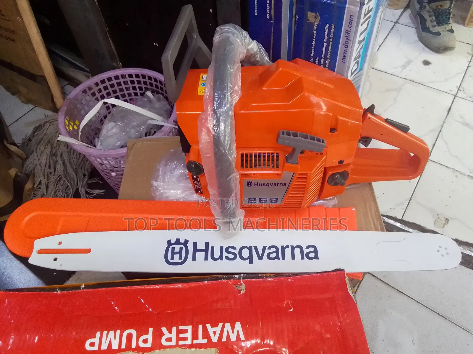 Hasqvarna 268 Power Saw 2 Stroke