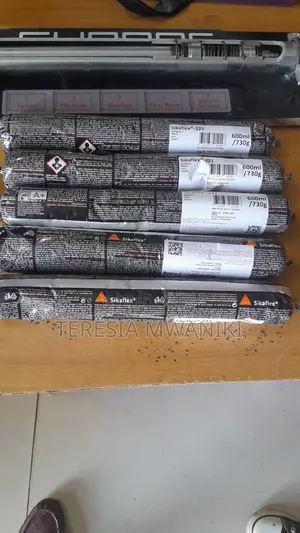 Sikaflex 221