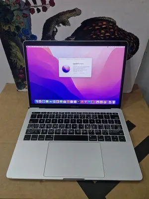 Laptop Apple MacBook Pro 2017 8GB Intel Core I5 SSD 256GB