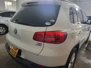 Volkswagen Tiguan 2016 White