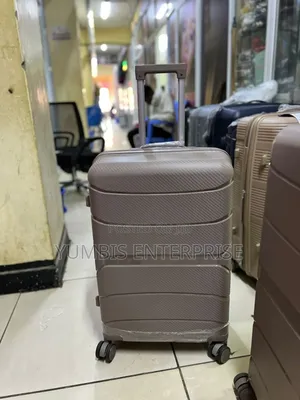 Medium Size Pp Suitcase -Rubber- Unbreakable- Suitcase