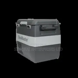 Snomaster- 36.5l Plastic Portable Fridge/Freezer