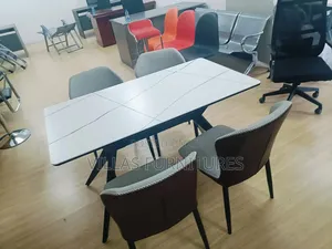 Marble 4 Seater Dining Table
