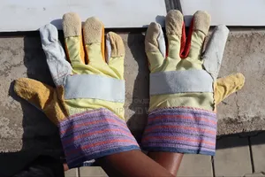Short Job Gloves