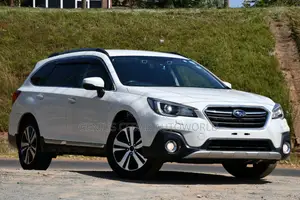 Subaru Outback 2.5i Premium AWD 2017 Pearl
