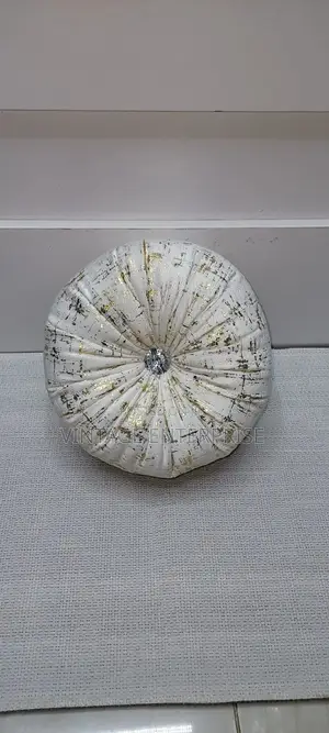 Round Decorative Pillows