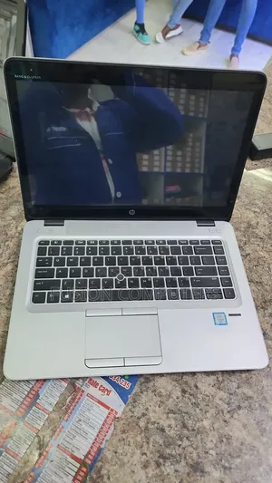 Laptop HP EliteBook 840 G3 8GB Intel Core I5 SSD 256GB
