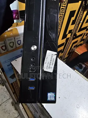 Desktop Computer Asus 8GB Intel Core i7 HDD 500GB