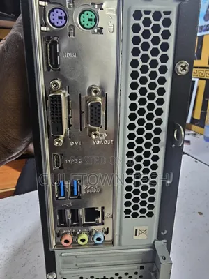 Desktop Computer Asus 8GB Intel Core i7 HDD 500GB