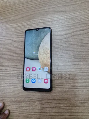 Samsung Galaxy A12 64 GB Black