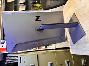HP Z3 27" Screen Display