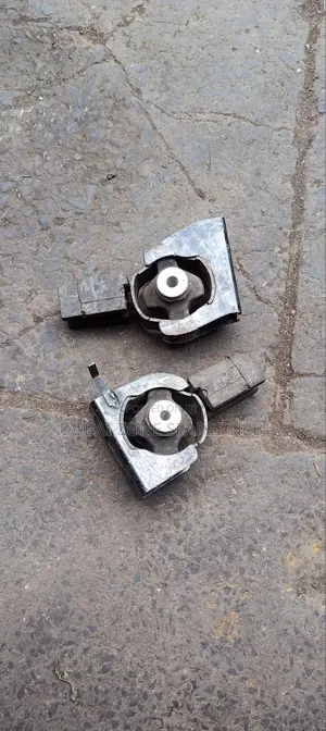 Lower Gearbox Mounts Wish, Premio 240,260,Axio, Fielder.