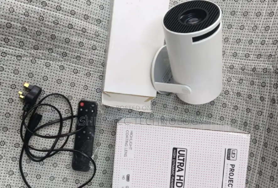 ADVANCE Android Projector Wifi Bluetooth Projector