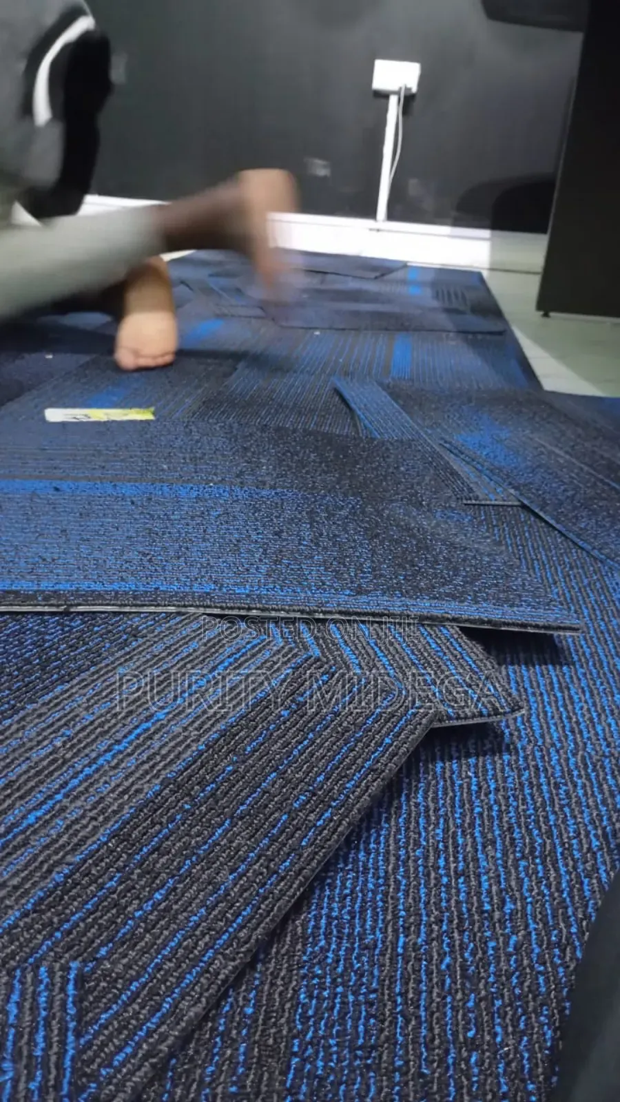 Decorative Blue Carpet Tiles