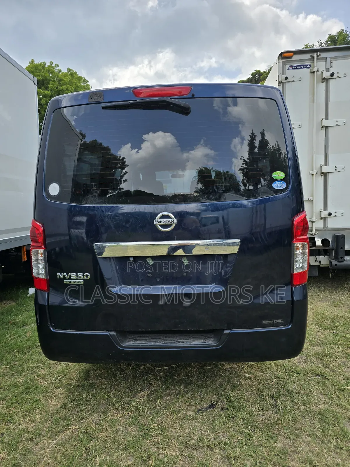 Nissan Caravan (Urvan) 2018 Blue