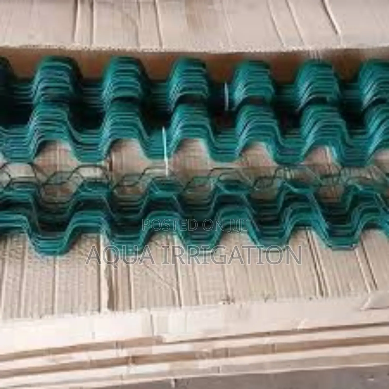 Seamless Fit for Greenhouse Support"