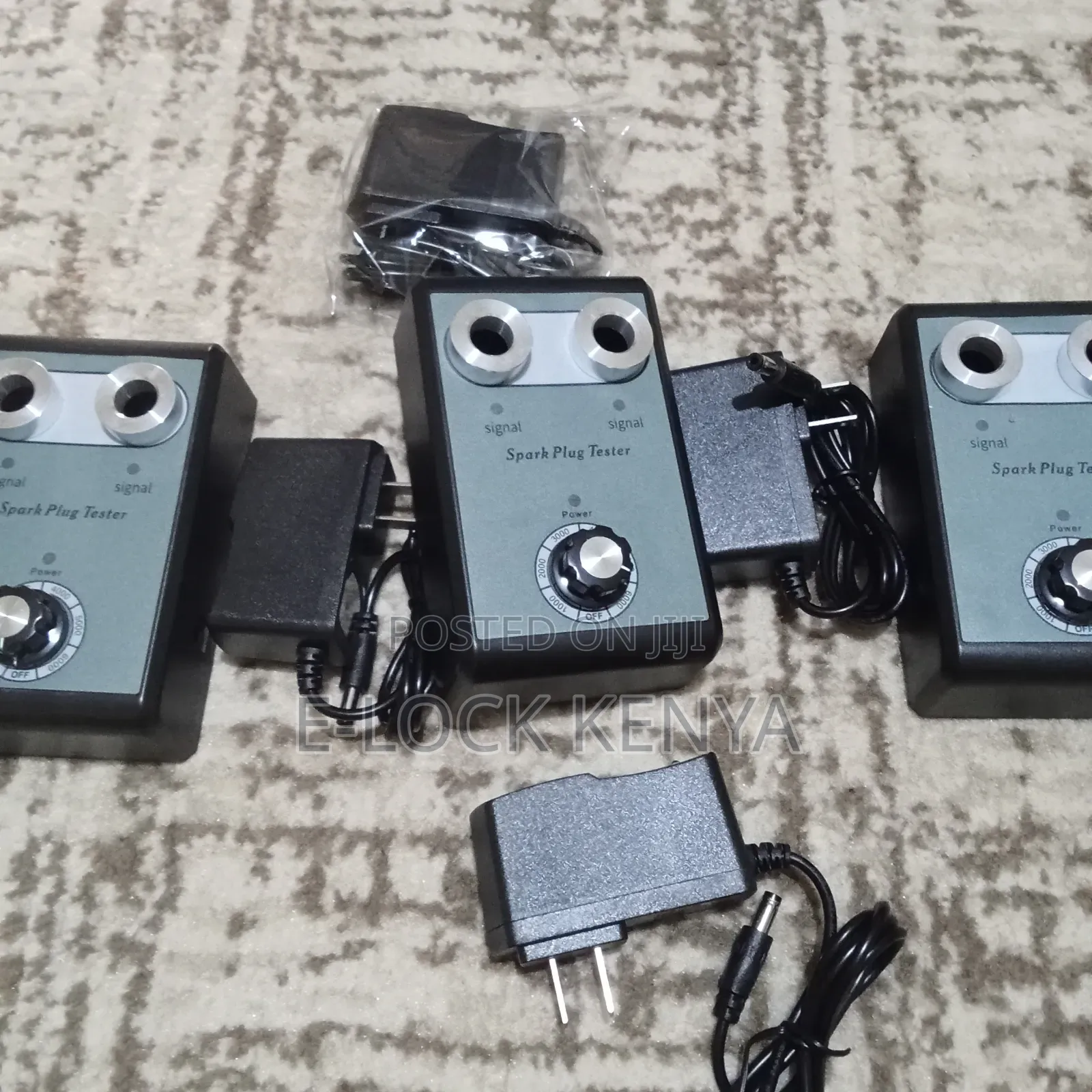 Light Weight Spark Plug Tester for Engines