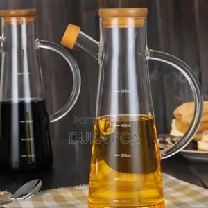 Oil Jar or Vinegar Jar 580 Ml With a Bamboo Lid