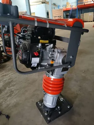 Tamping Rammer Compactor ; Petrol Engine